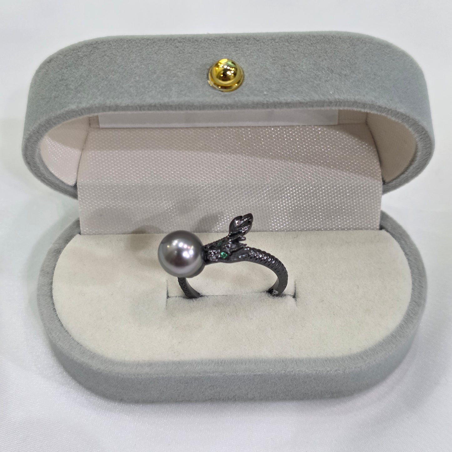 "Dragon Ring" 8-8.5mm Tahitian Pearl Ring