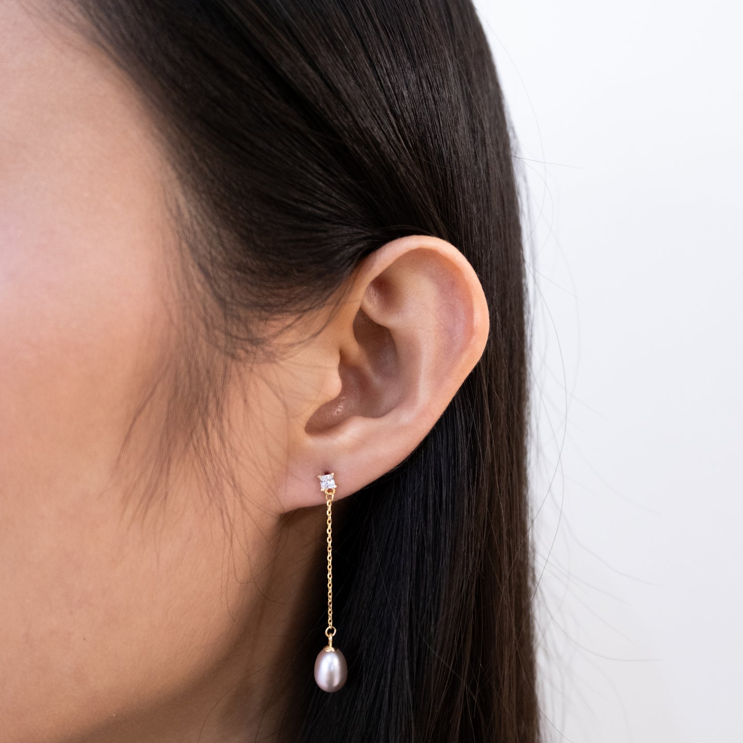 "Dangler" 6A Freshwater Pearl 6.5mm - 7mm Dangling Earring