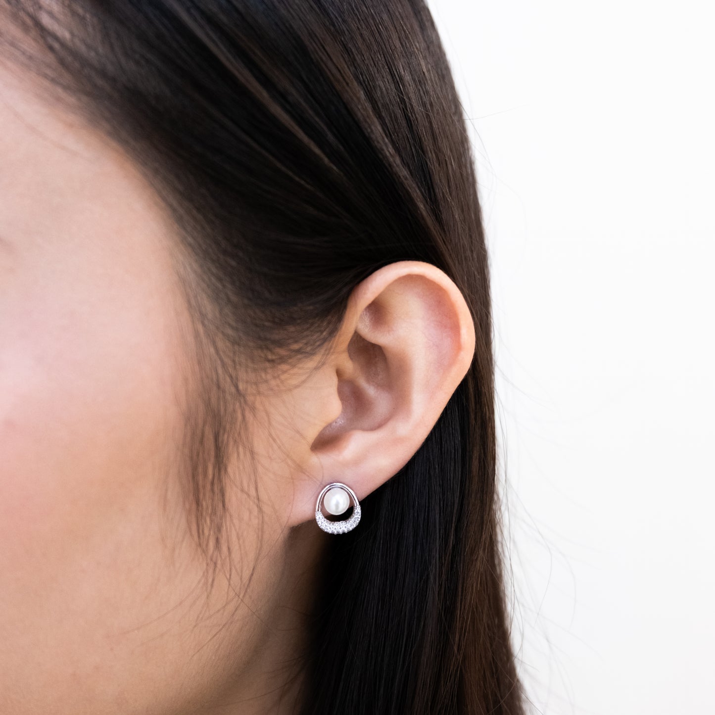 "Grill" Premium Sea Pearl 5.5mm - 6mm Earring