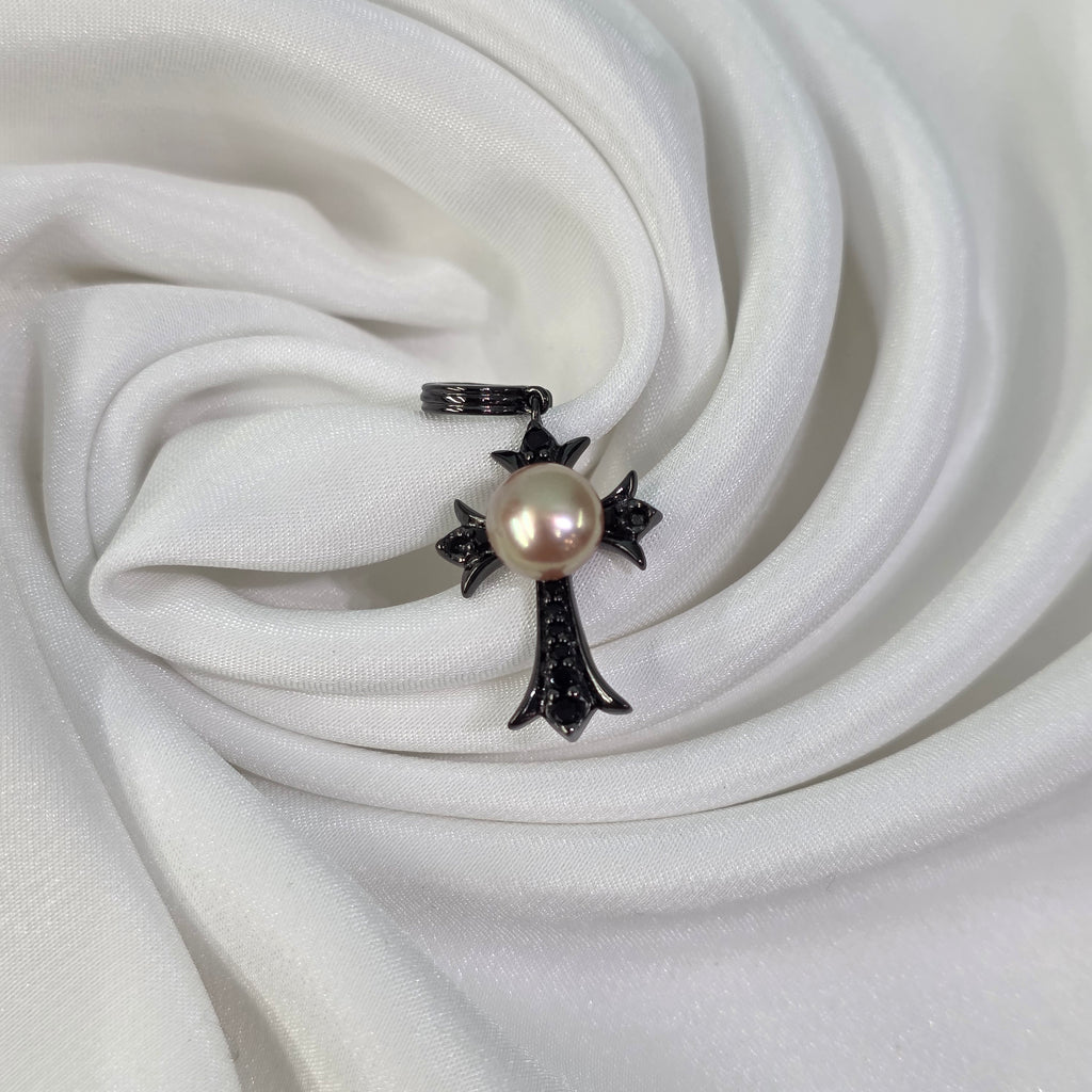 "CR7" 7.5-8mm Premium Freshwater Pearl Pendant