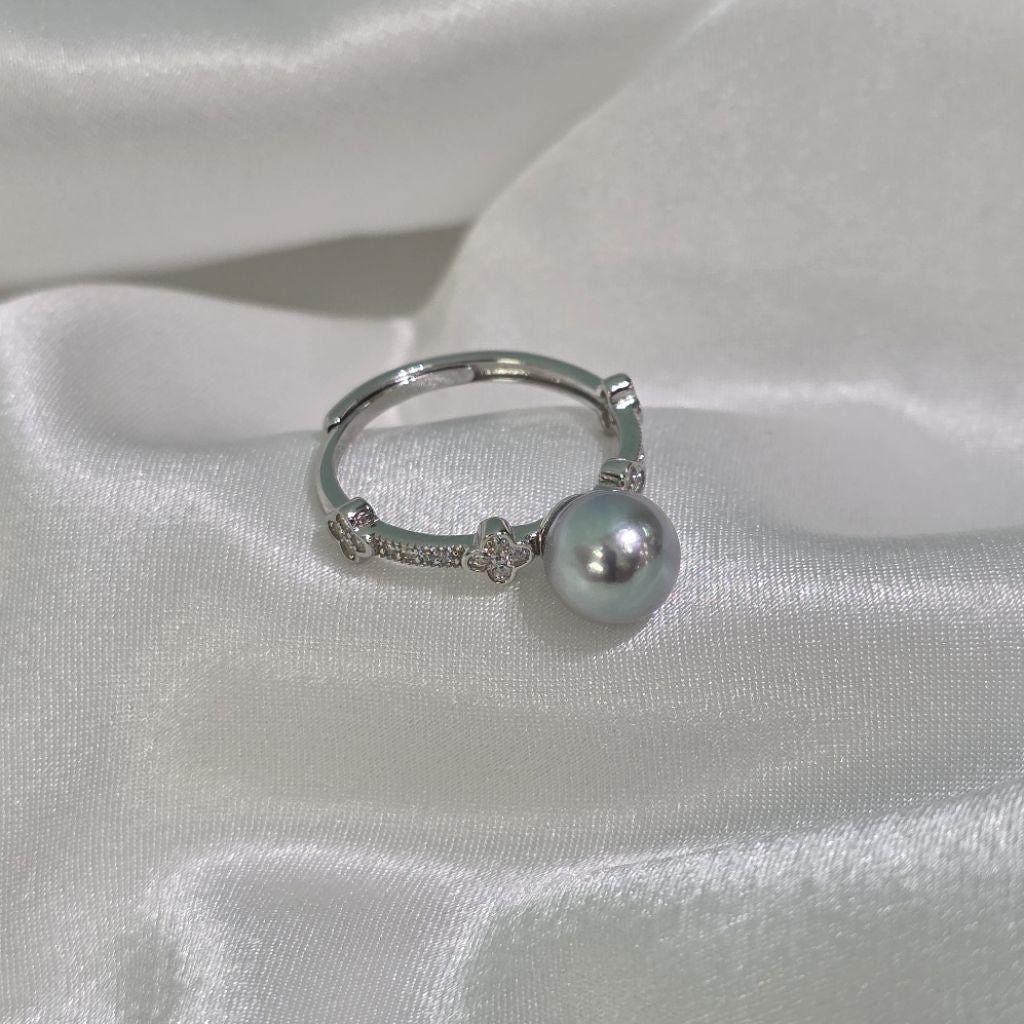"Blue Sea" 7.5-8mm Akoya Sea Pearl Rings