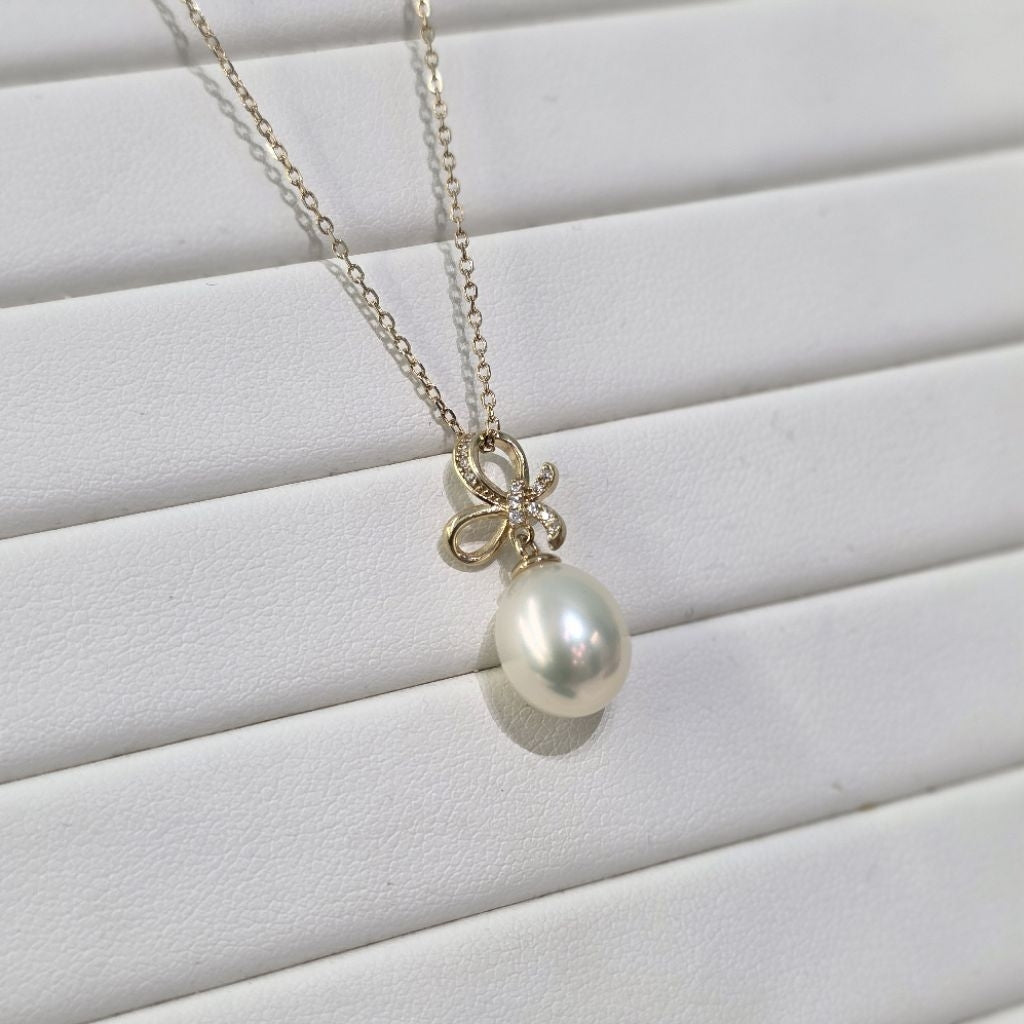 "Butterfly" Premium Freshwater Pearl  9.5mm - 10mm Necklace