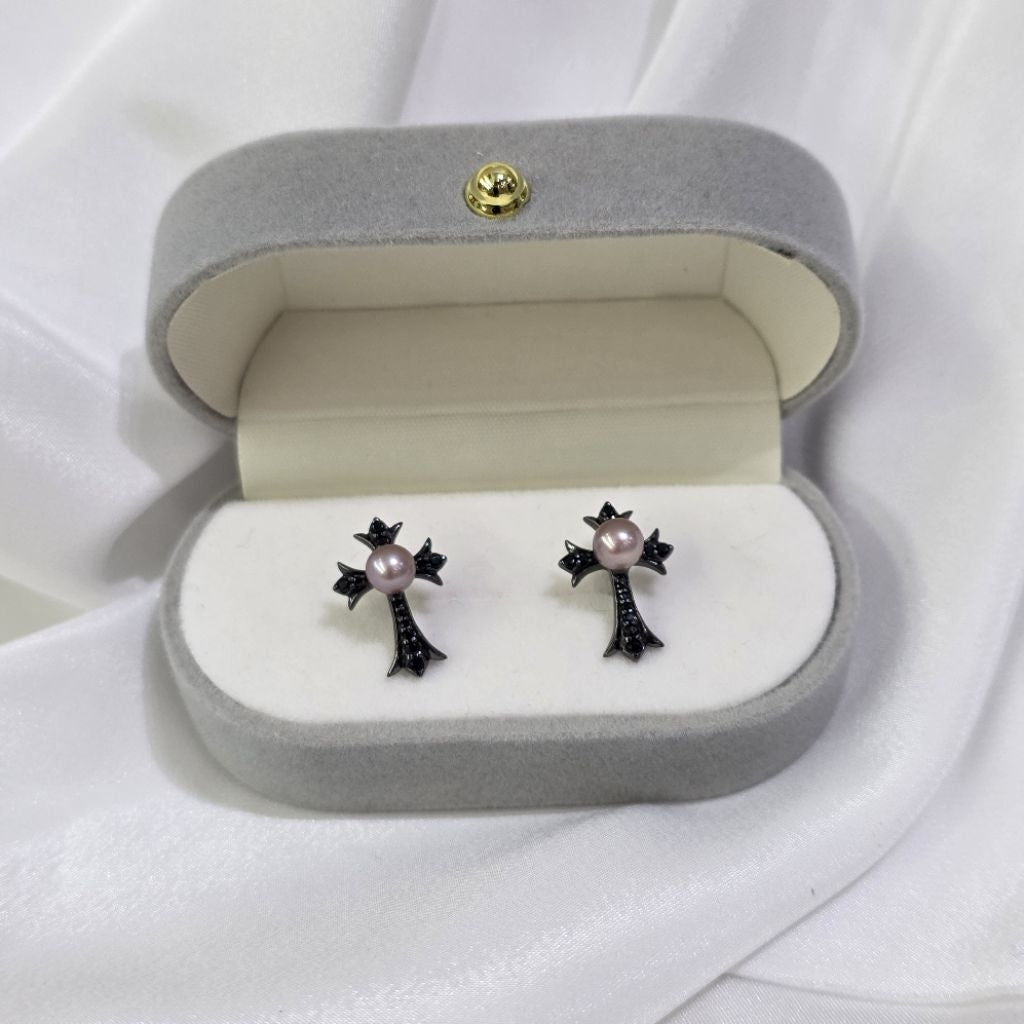 "Crucifixion" 5-6mm Natural Pearl Earrings