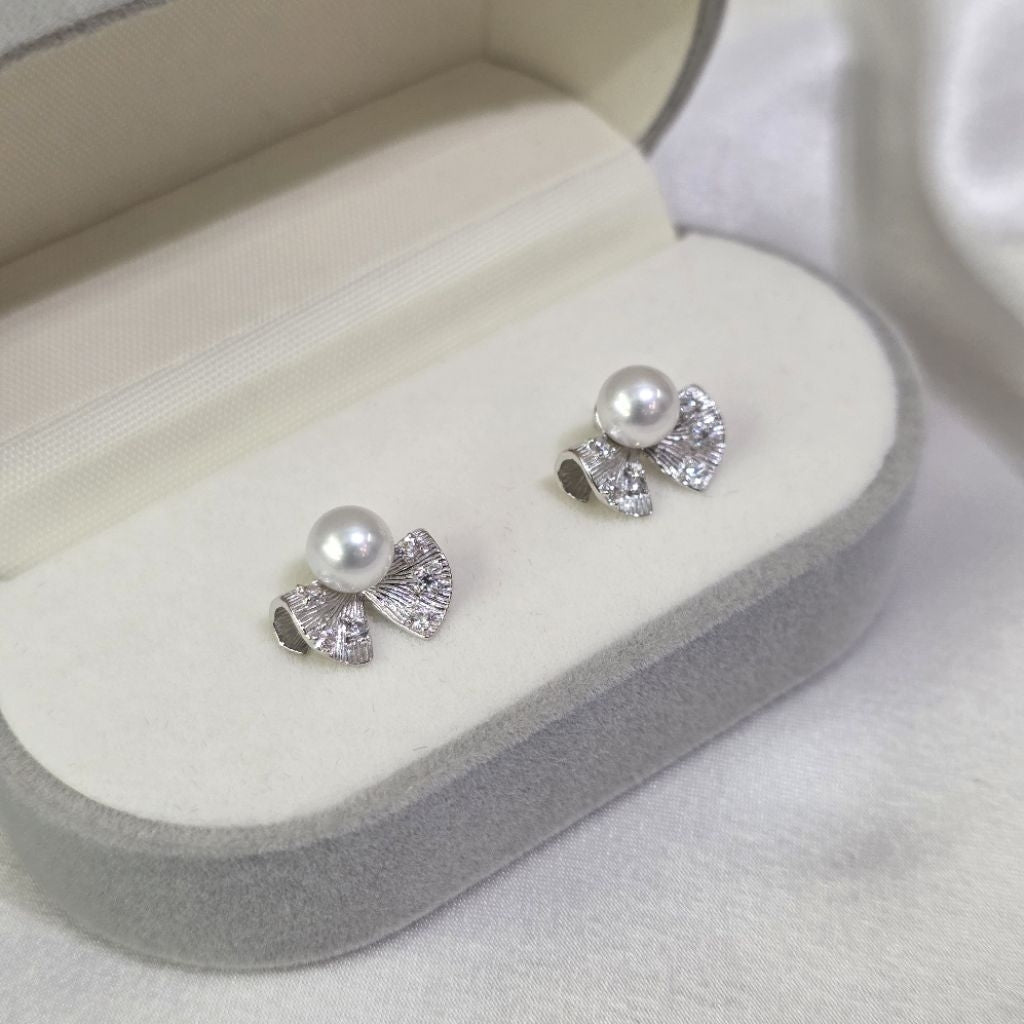 "Graduation"  5.5-6mm Premium Freshwater Pearl Earrings