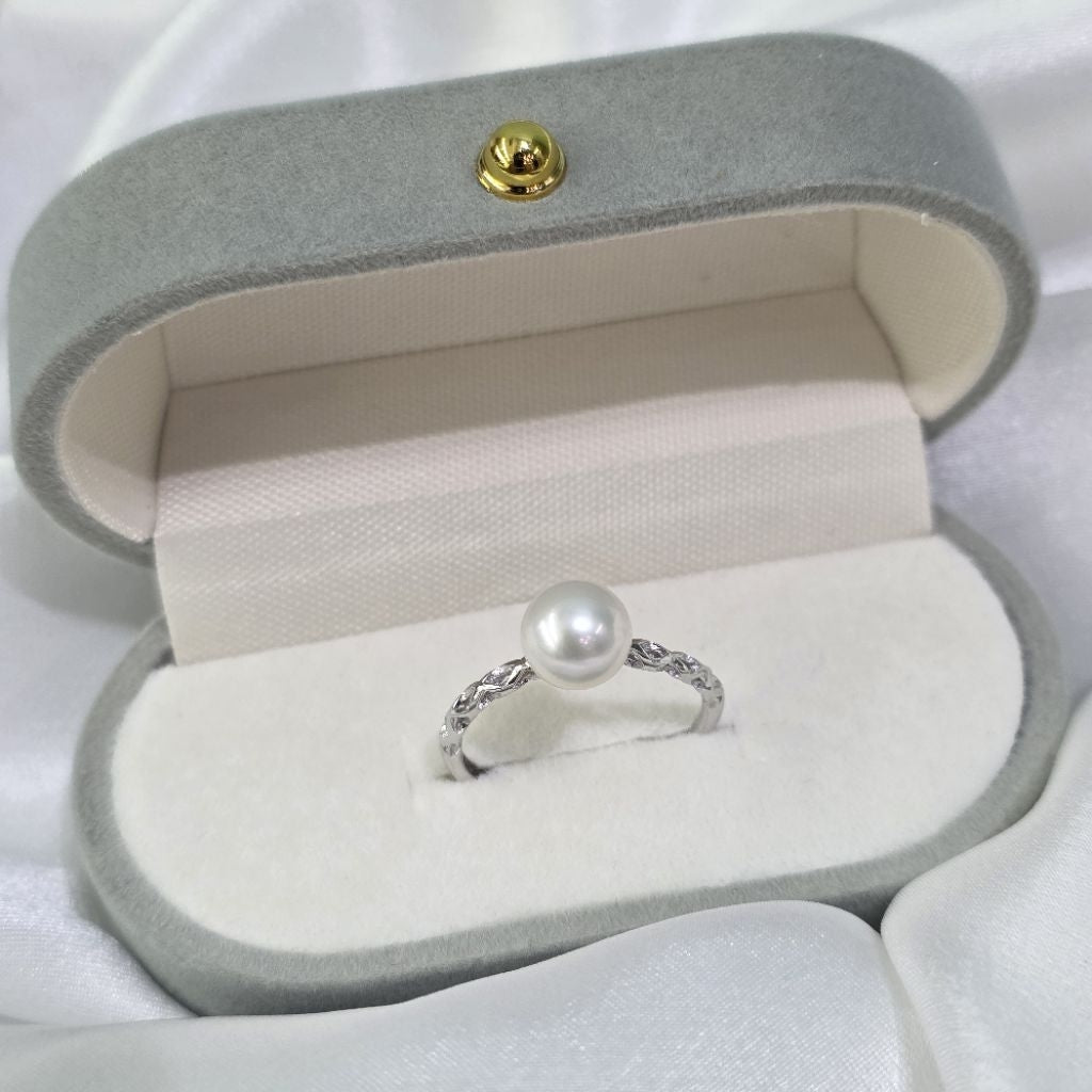 "Indulgence" 7.5-8mm Premium Freshwater Pearl Rings