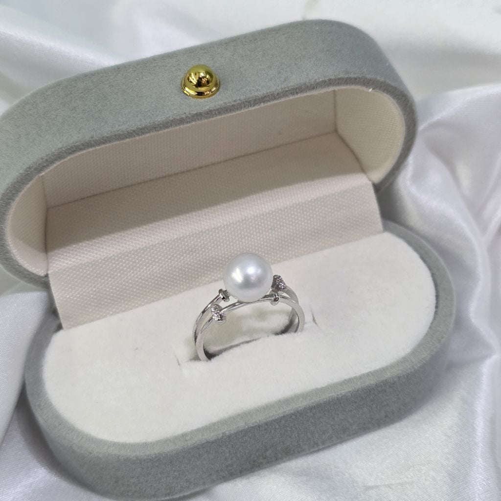 "Interlock" 7.5-8mm Premium Freshwater Pearl Rings