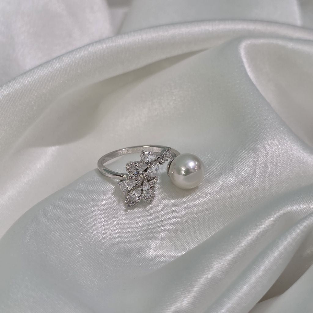 "Little Nonya" 9-9.5mm Premium Freshwater Pearl Rings