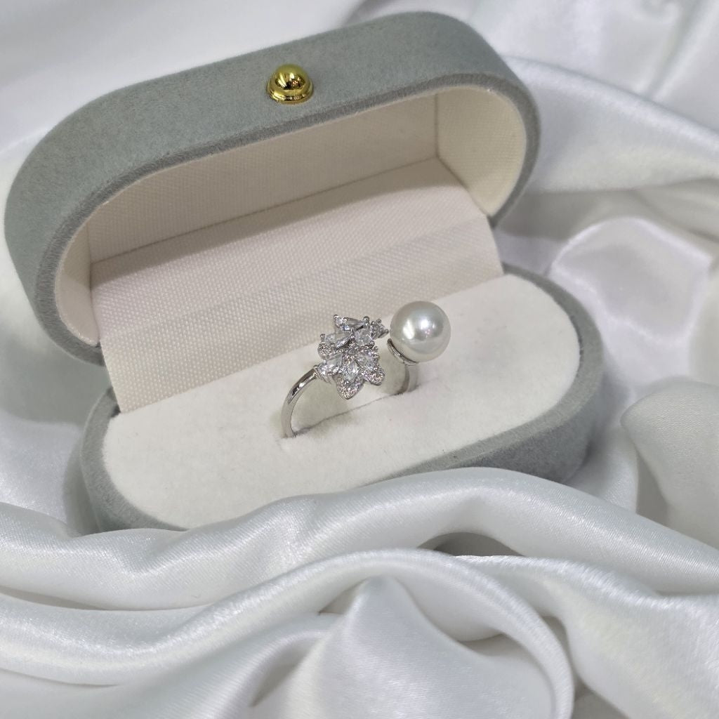 "Little Nonya" 9-9.5mm Premium Freshwater Pearl Rings