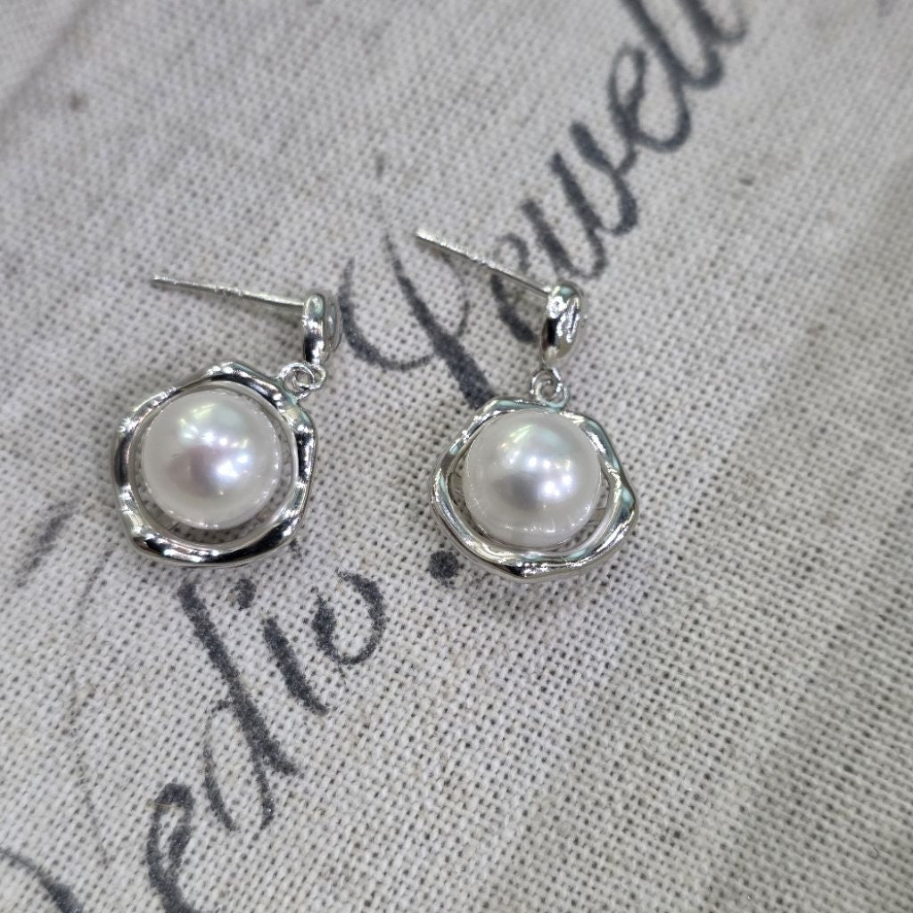 "Love Hate" 8-8.5mm Premium Freshwater Pearl Earrings