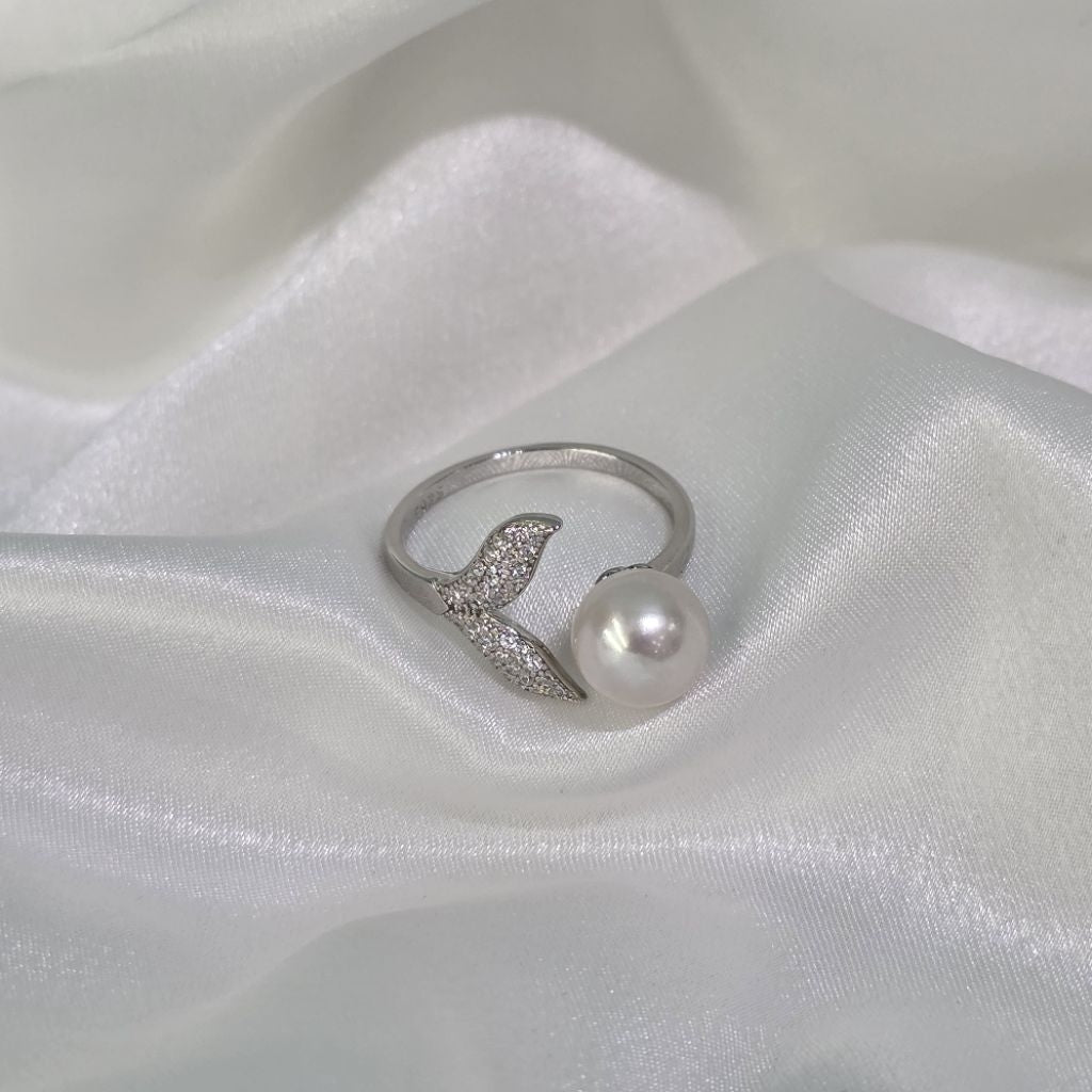 "Mermaid" 9-9.5mm Premium Freshwater Pearl Rings