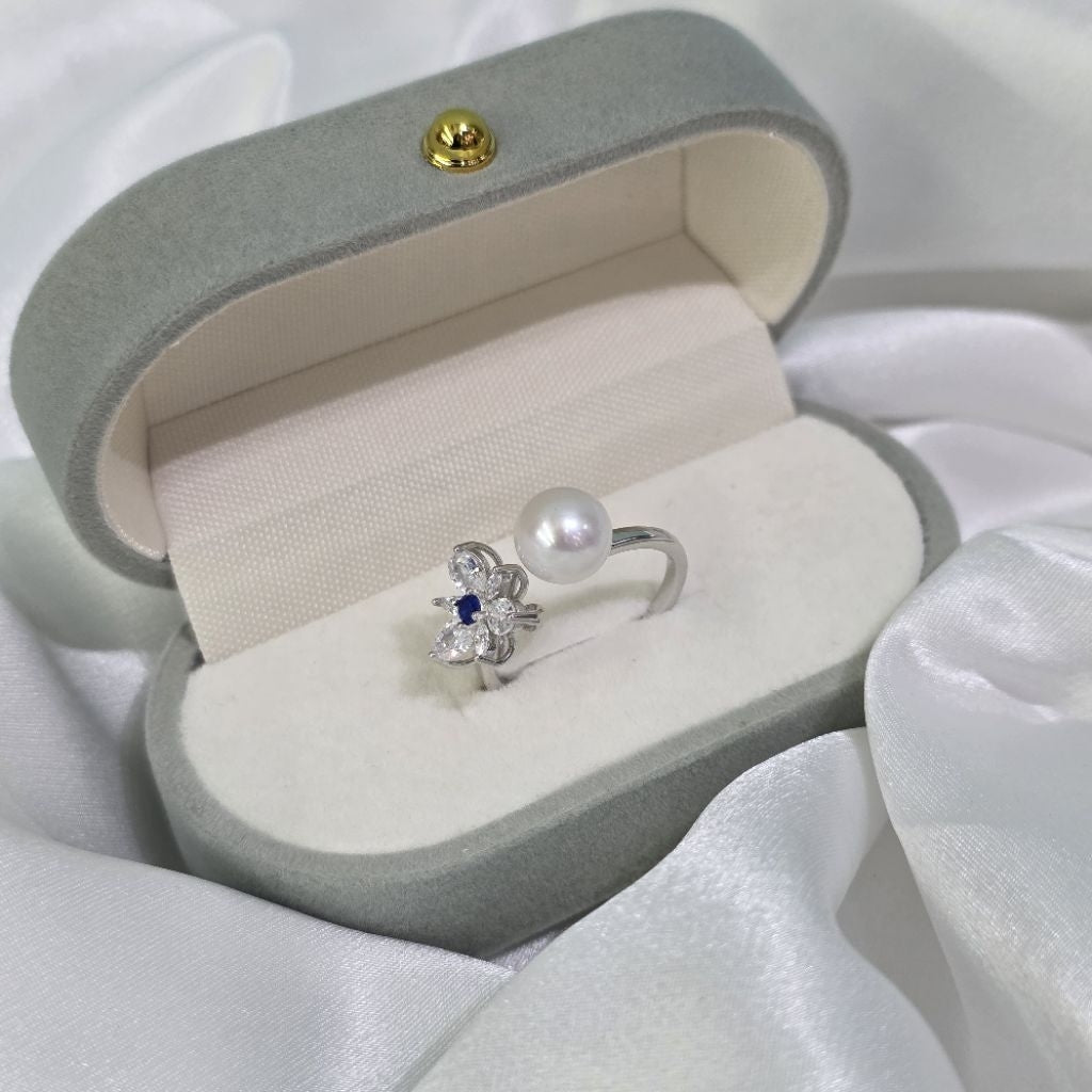 "Morning Glory" 8.5-9mm Premium Freshwater Pearl Rings