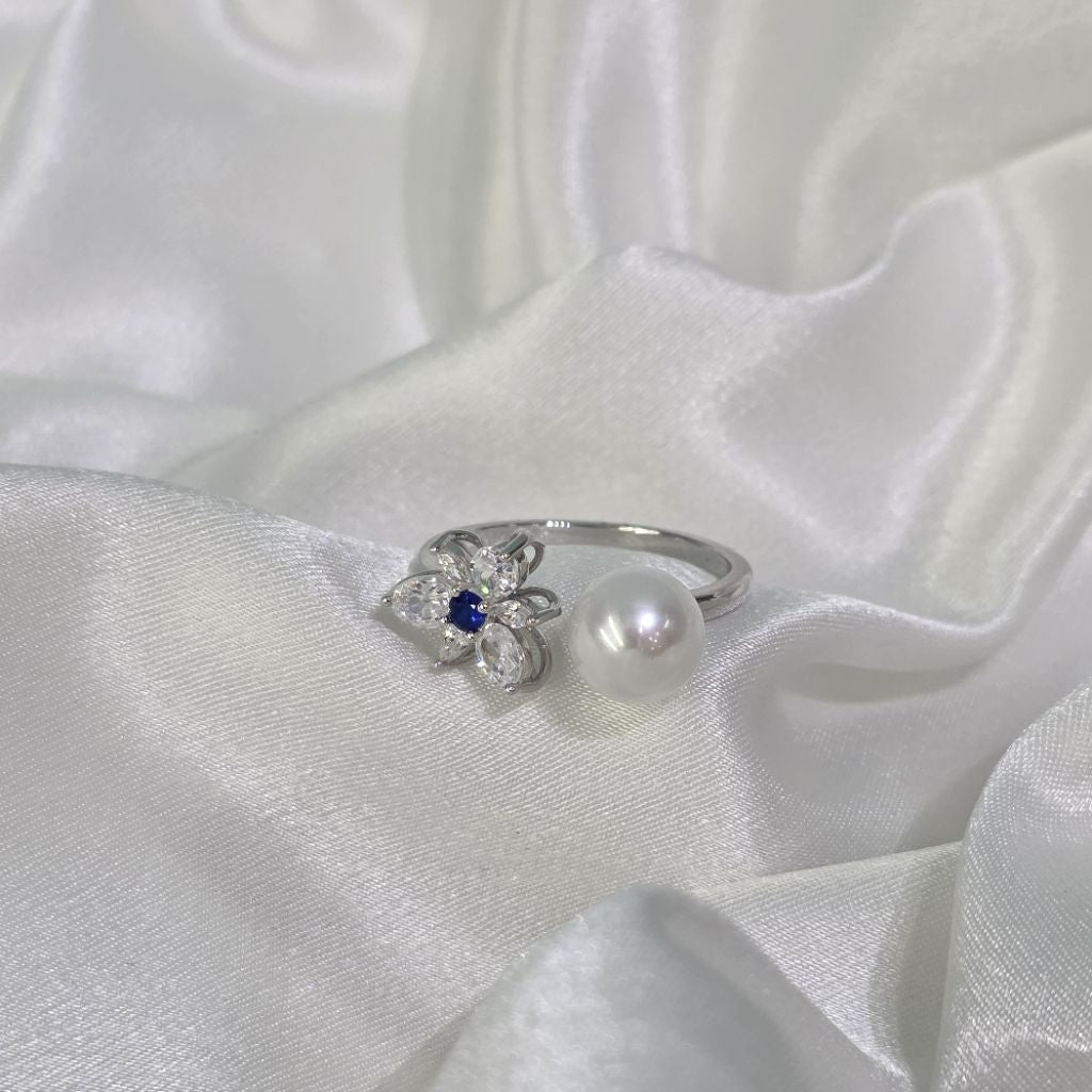 "Morning Glory" 8.5-9mm Premium Freshwater Pearl Rings