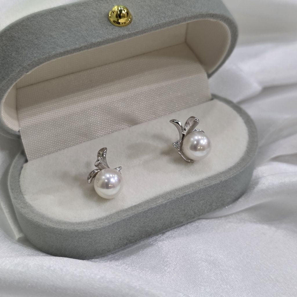 "Morning Glory" 8-8.5mm Premium Freshwater Pearl Earrings