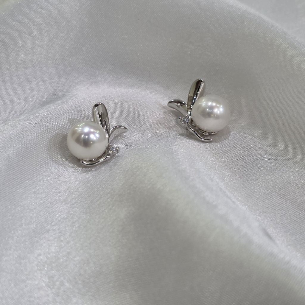 "Morning Glory" 8-8.5mm Premium Freshwater Pearl Earrings