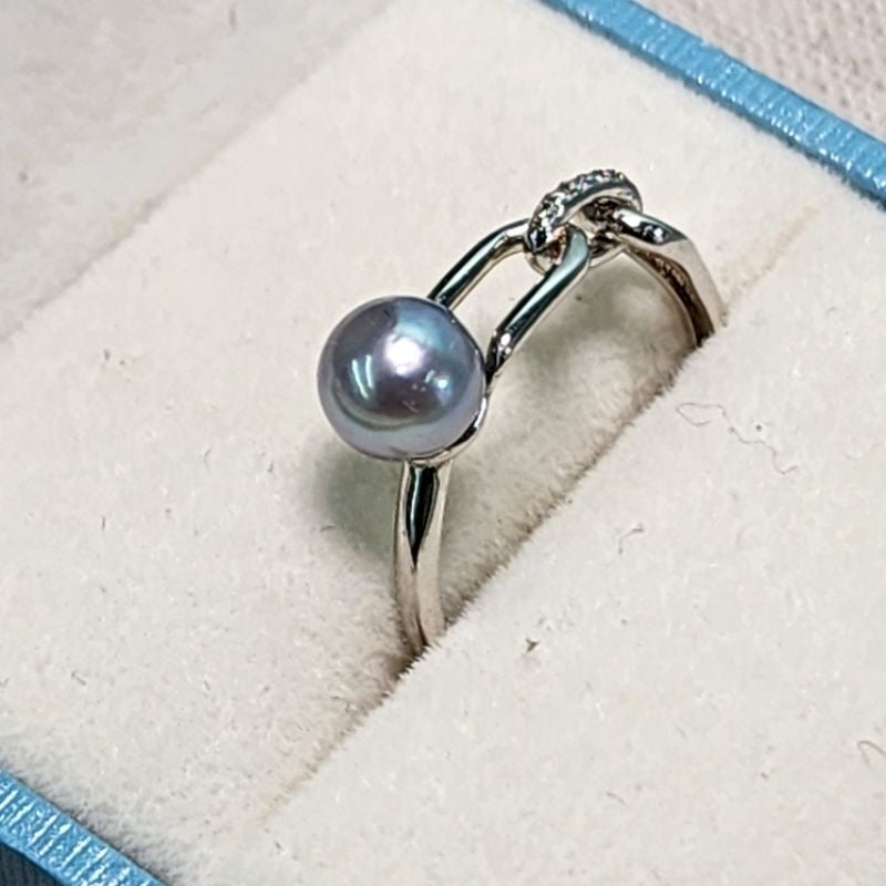 "Mother Earth" Sea Pearl Akoya 5.5mm-6mm Ring