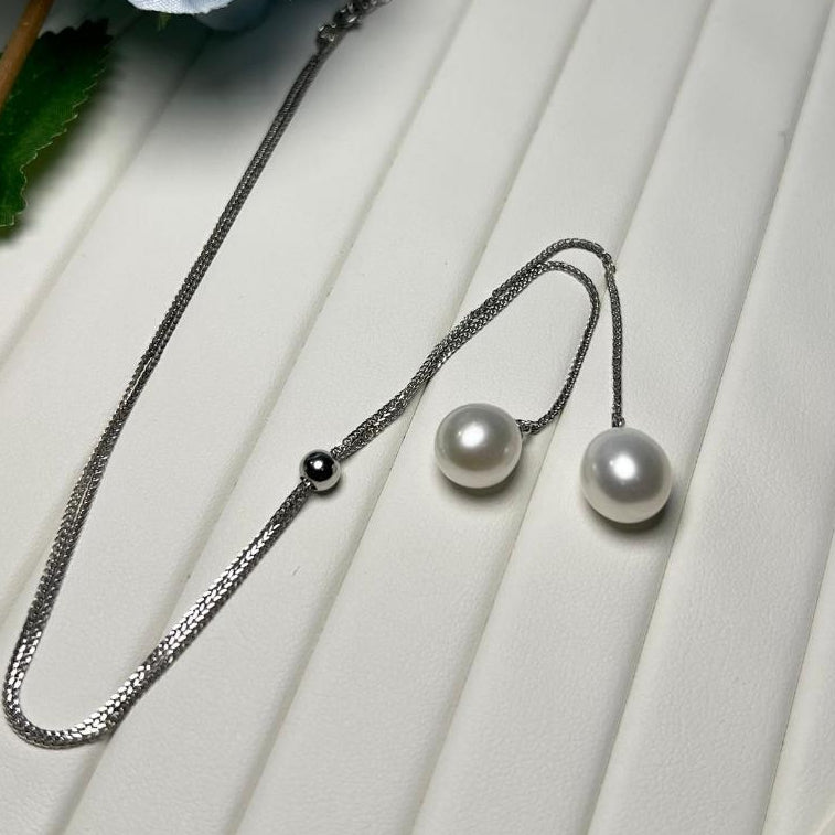 "Raindrops" 雨滴 Freshwater Pearl Necklace 10mm - 11mm