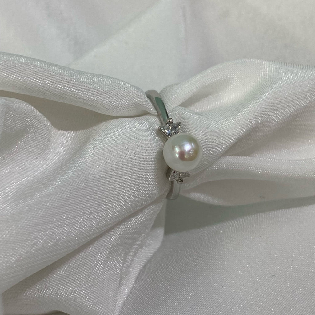 “Towards” 5.5-6mm Premium Sea Pearl Rings