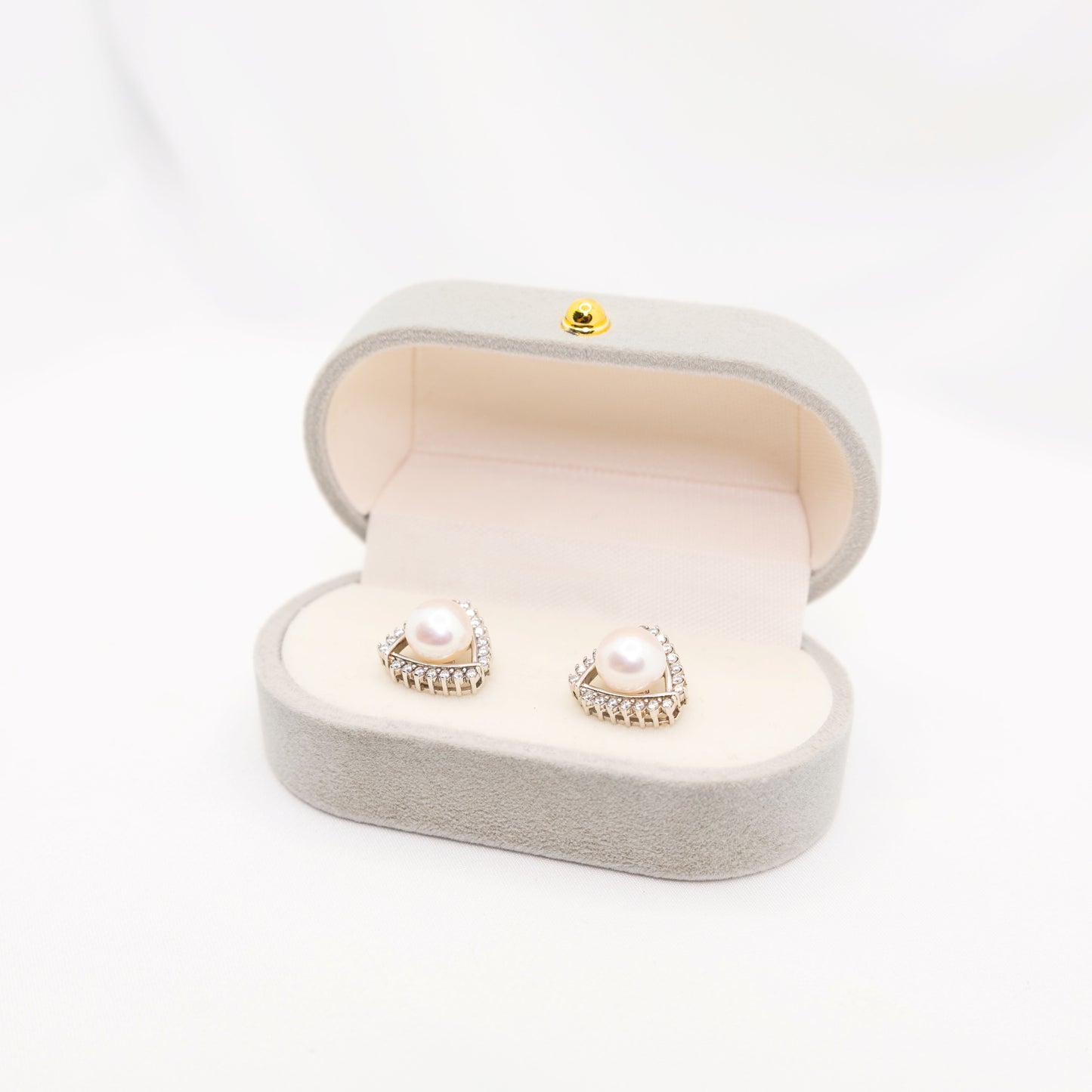"Axela" Premium Freshwater Pearl 8mm-8.5mm Earring