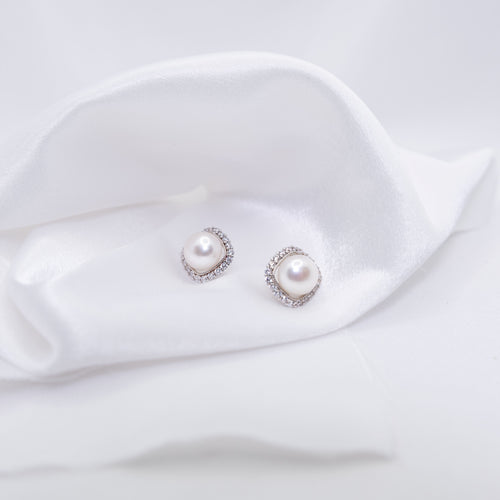 "Atenza" Premium Freshwater Pearl 8mm-8.5mm Earring