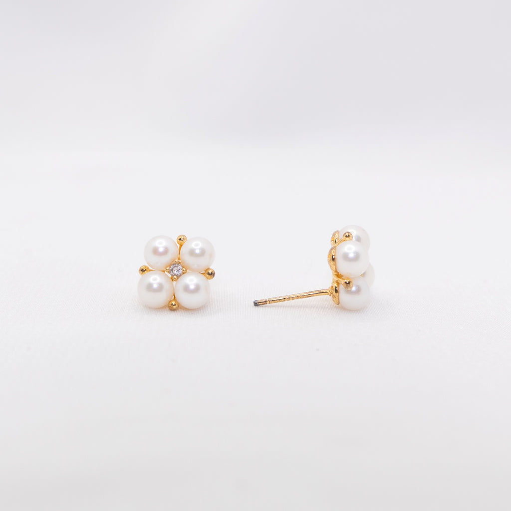 "4 You" Sea Pearl 5mm-5.5mm Earring