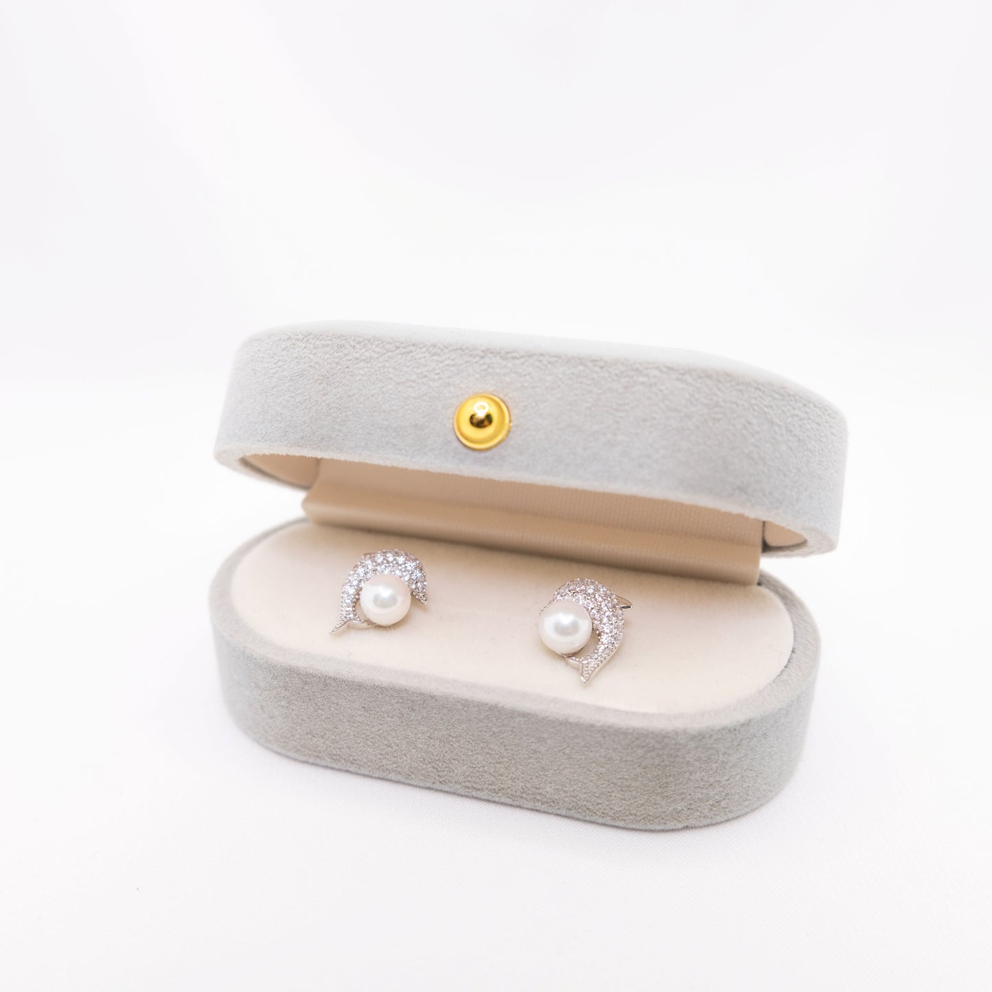 "Dolphine" Sea Pearl 6mm-6.5mm Earring