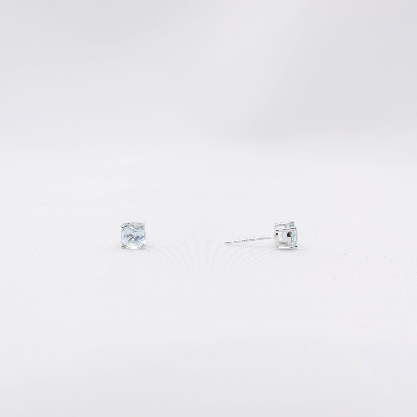 "Aqua Cube" Aquamarine Earring