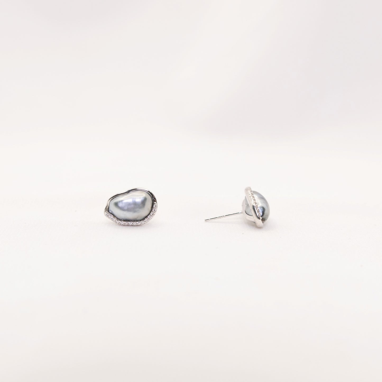 "Diamond Keshi" Premium Freshwater Pearl 10.5mm-11mm Earring