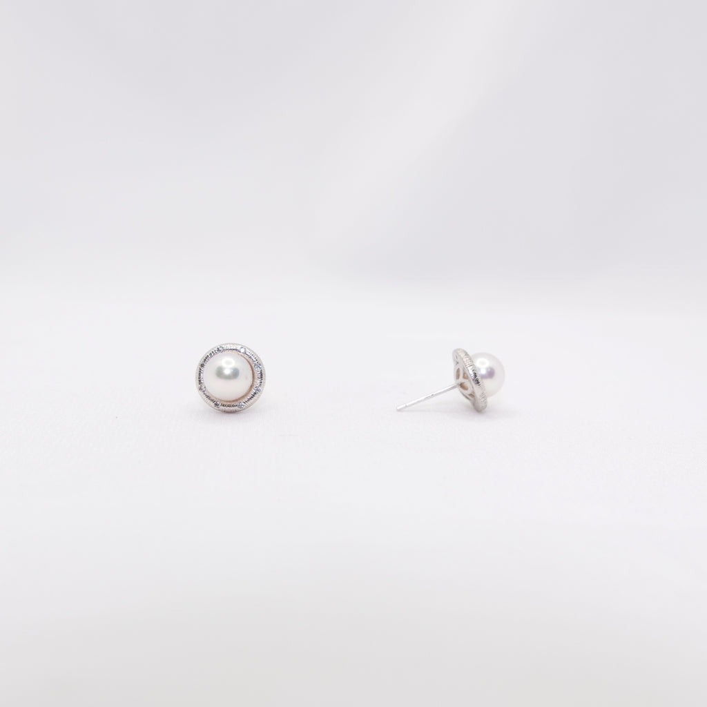 "Minimalist" Sea Pearl Akoya 7.5mm-8mm Earring