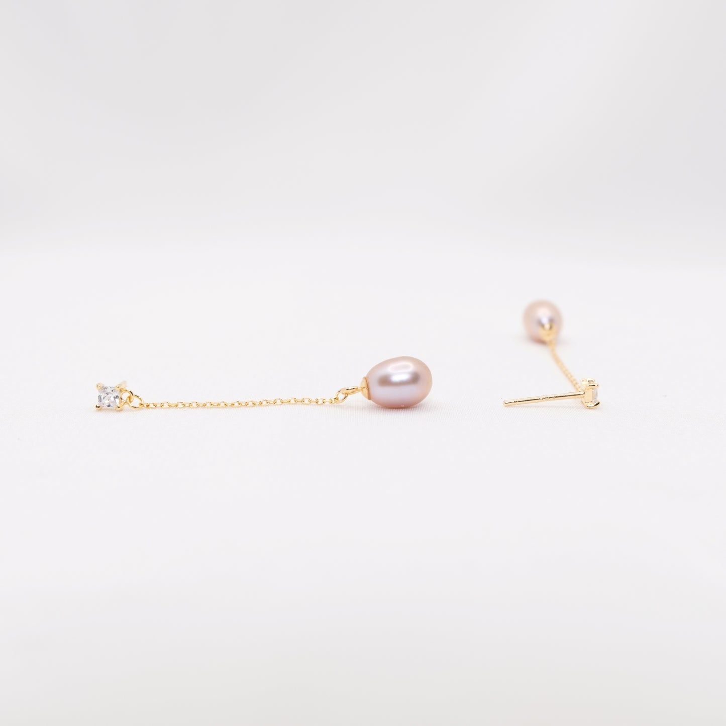 "Dangler" 6A Freshwater Pearl 6.5mm - 7mm Dangling Earring