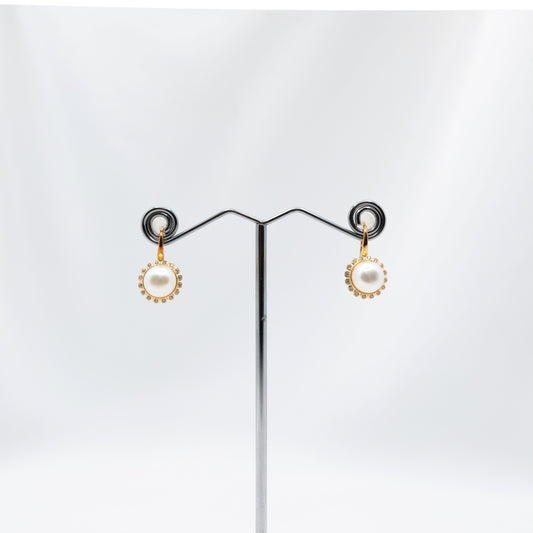 "Solflora" Premium Freshwater Pearl 8mm-8.5mm Earring