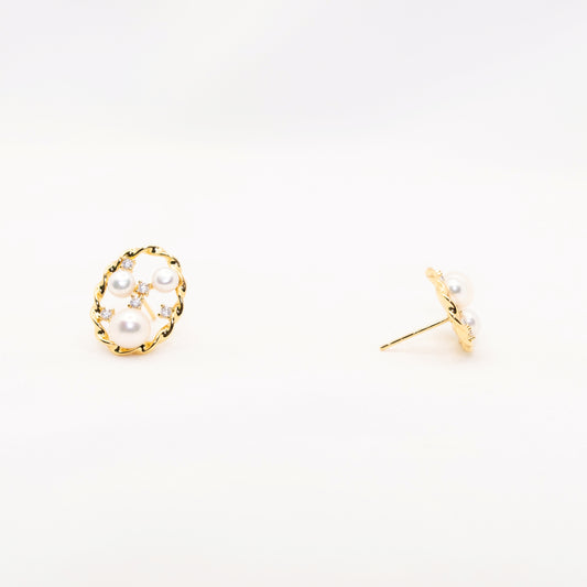 "Eggziled" Freshwater Pearl 3mm - 6mm Earring