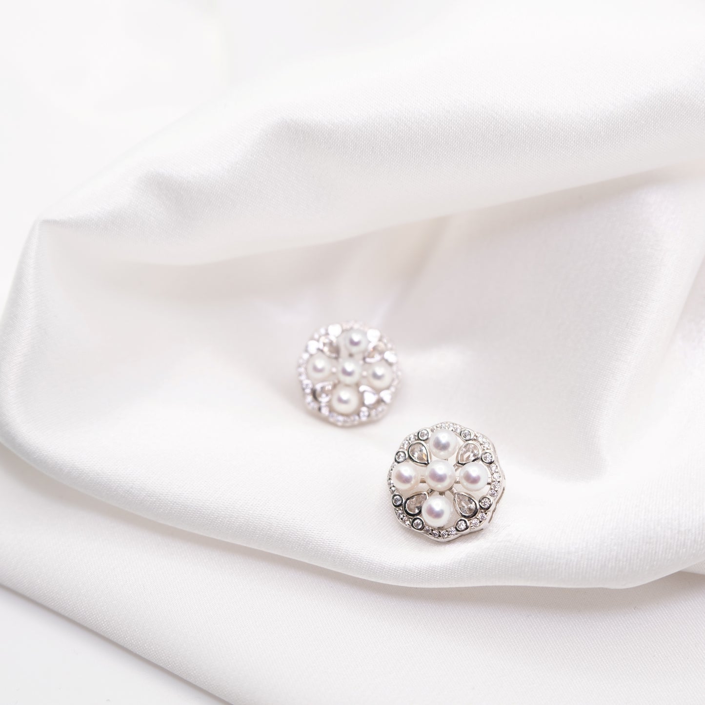 "Palette" Premium Freshwater Pearl 3.5mm - 4mm Earring