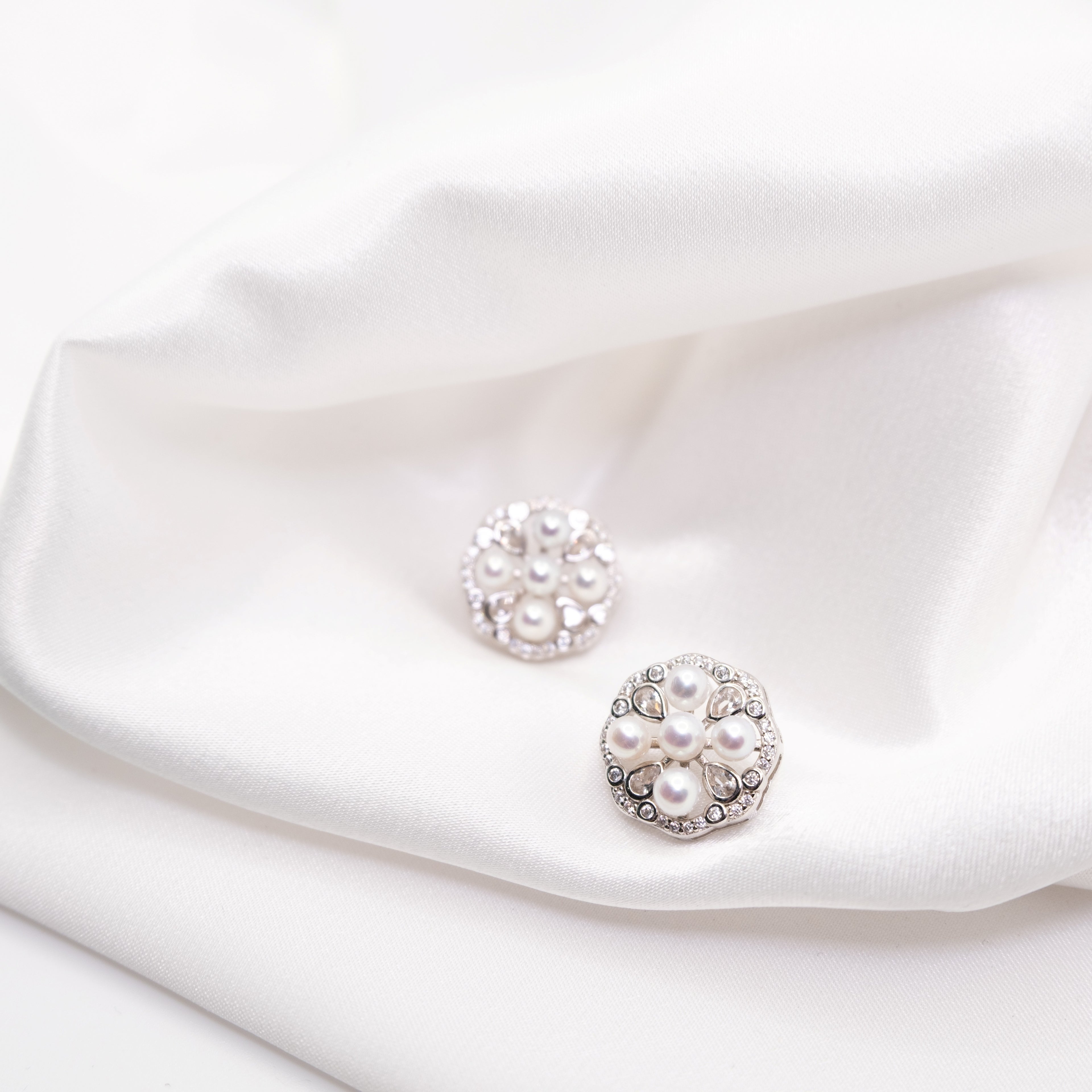 "Palette" Premium Freshwater Pearl 3.5mm - 4mm Earring