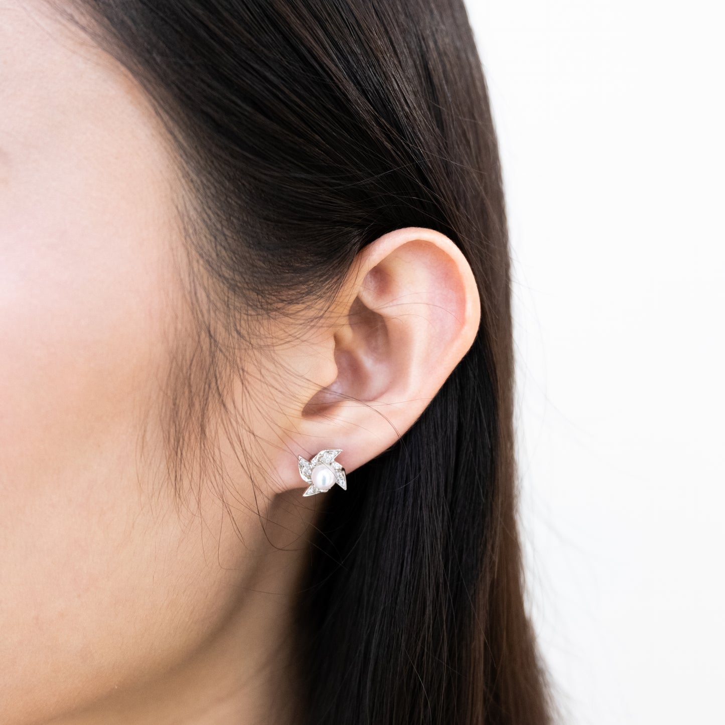 "Blades" Premium Sea Pearl 5mm - 5.5mm Earring