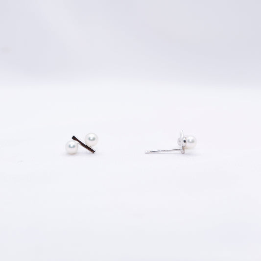 "Ares" Freshwater Pearl 4mm - 4.5mm Earring