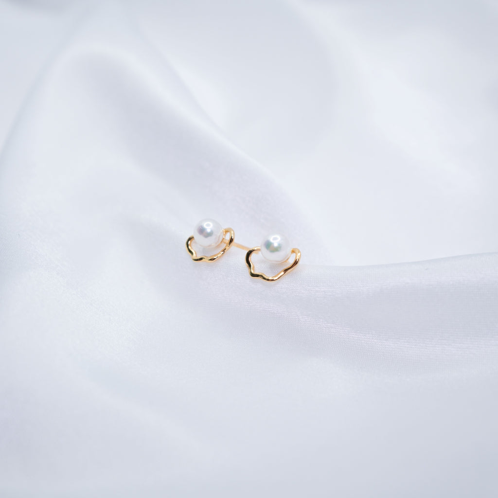 "Cloud 9" Sea Pearl 5mm-5.5mm Earring