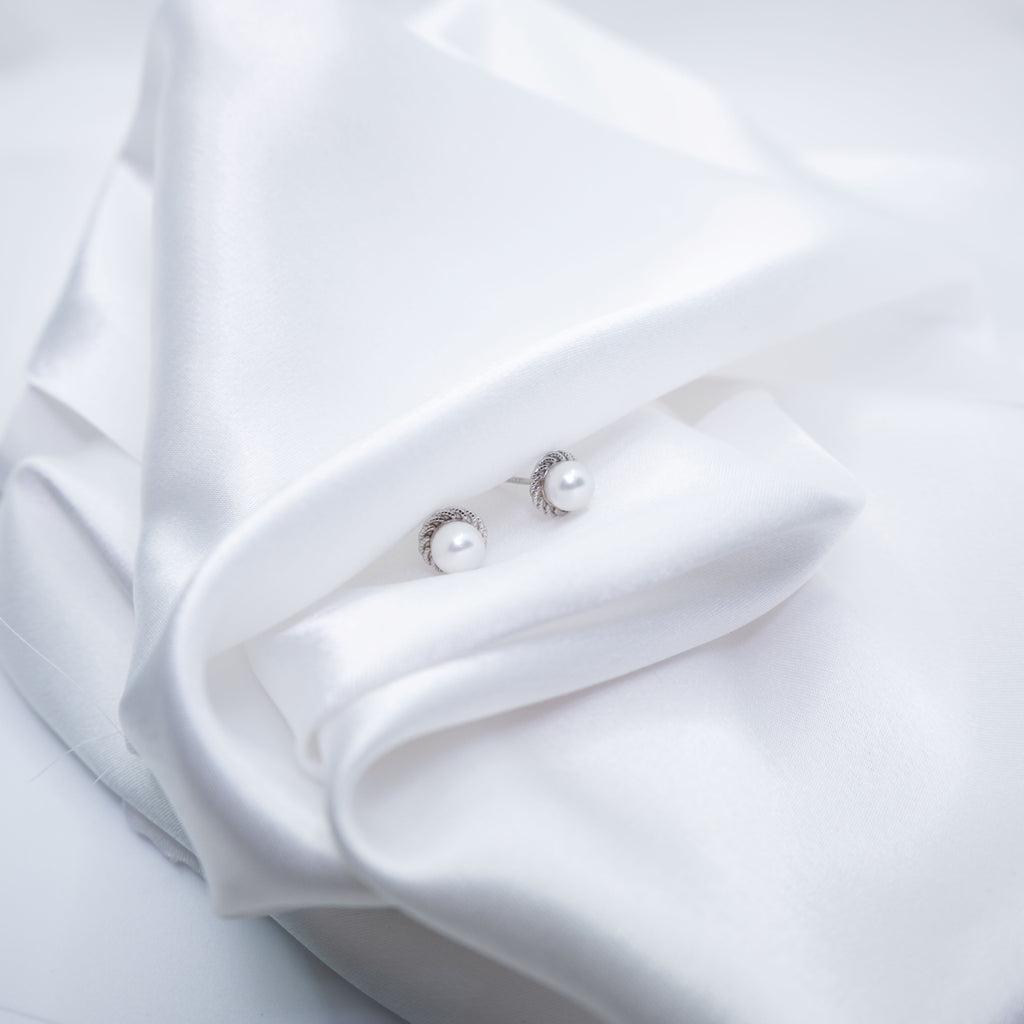 "Circle Of Love" Sea Pearl 5.5mm-6mm Earring