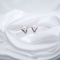 "V for Vedis" Freshwater Pearl Earring 6.5mm - 7mm