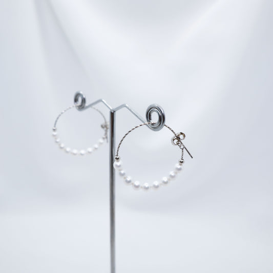 "Hula Hula" Premium Freshwater Pearl 4mm-4.5mm Earring