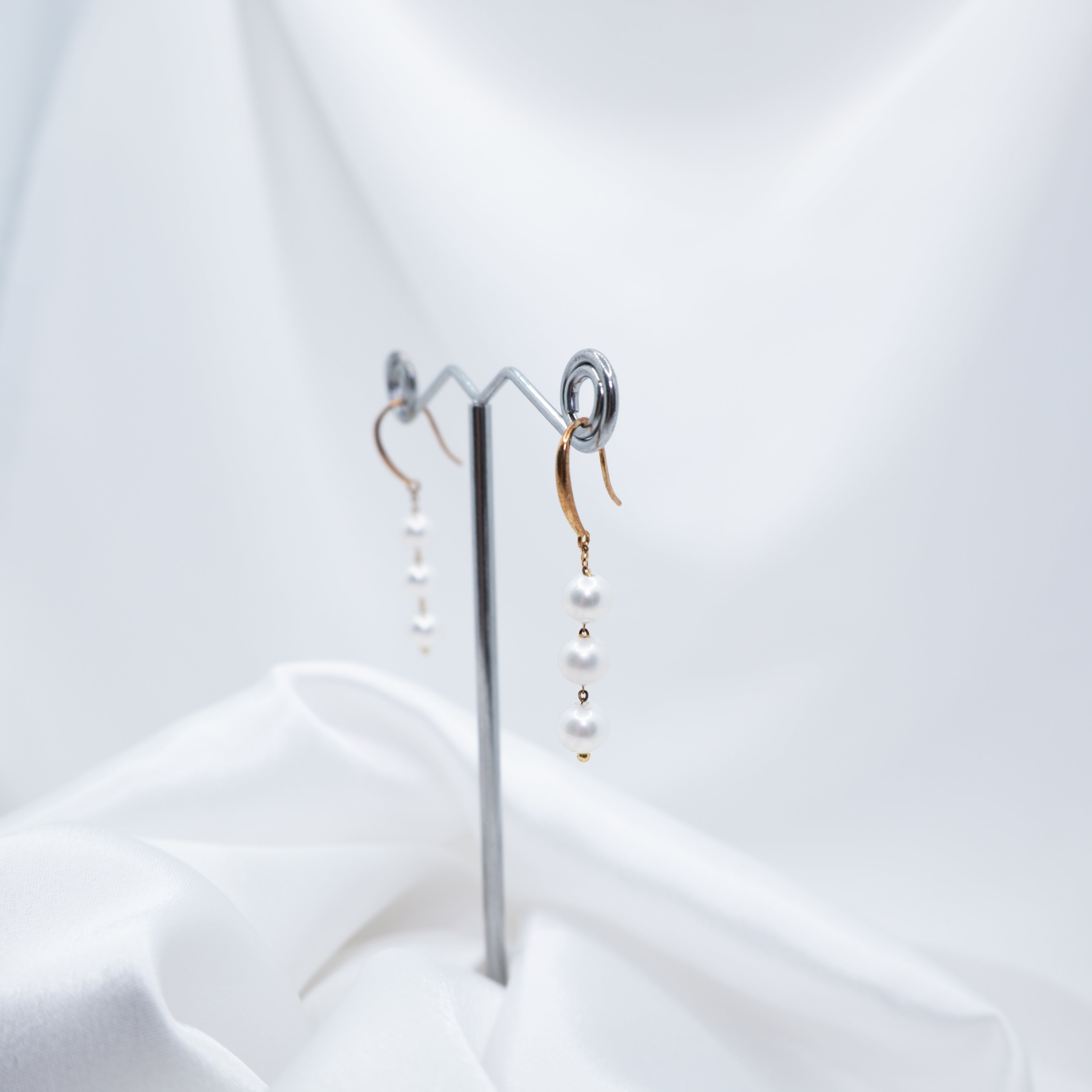 "Ballsy" Premium Freshwater Pearl Dangling Earrings 5.5mm-6mm