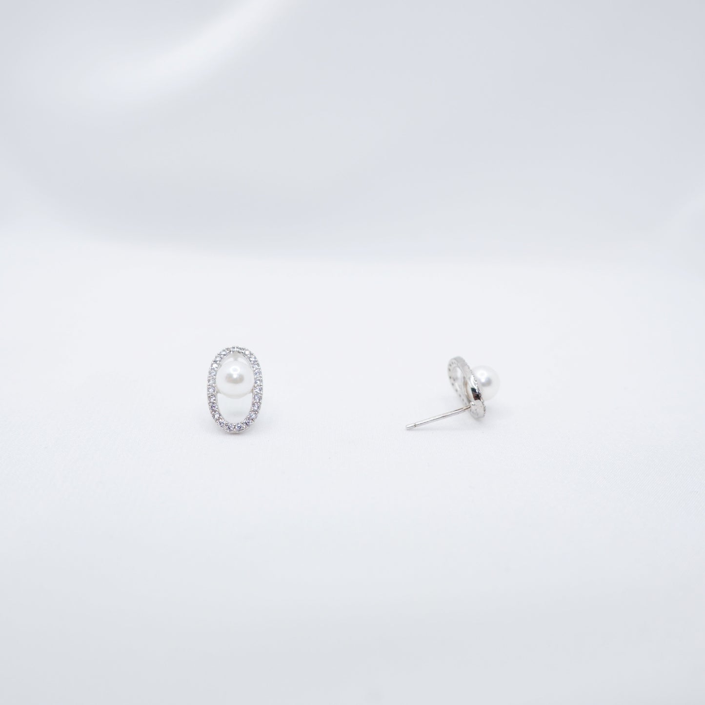 "Sushi" Sea Pearl 6mm-7mm Earring