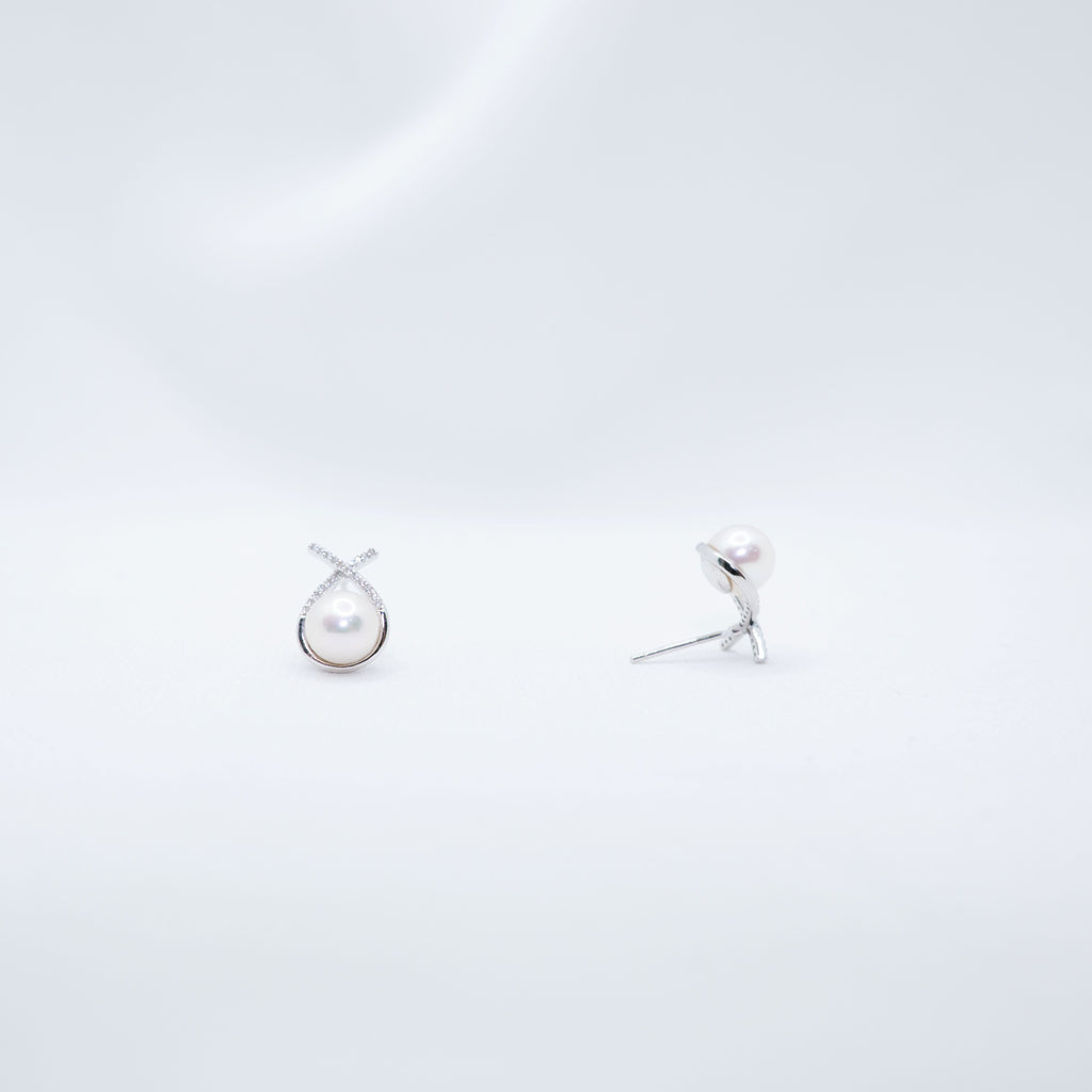 "XOXO" Freshwater Pearl 6.5mm - 7.5mm Earring