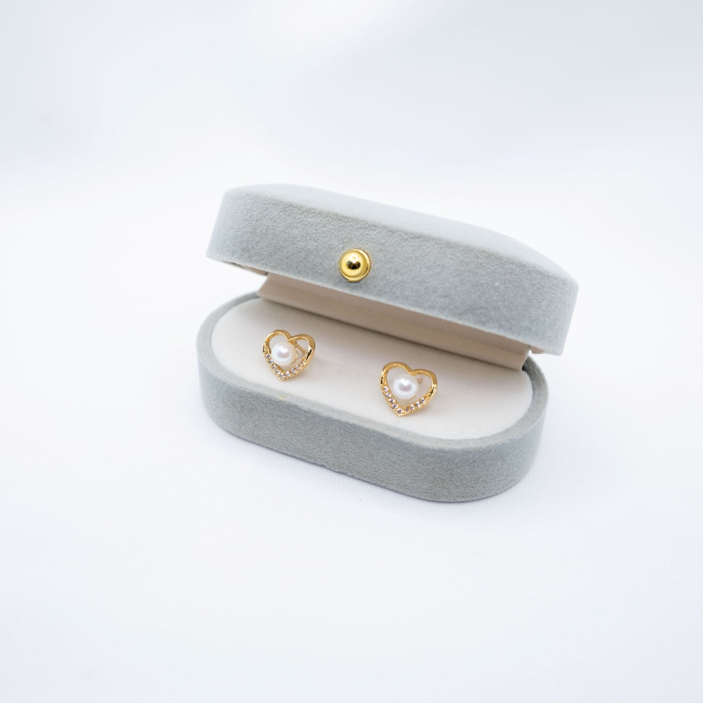 "Tender Love" Sea Pearl 4.5mm - 5mm Earring