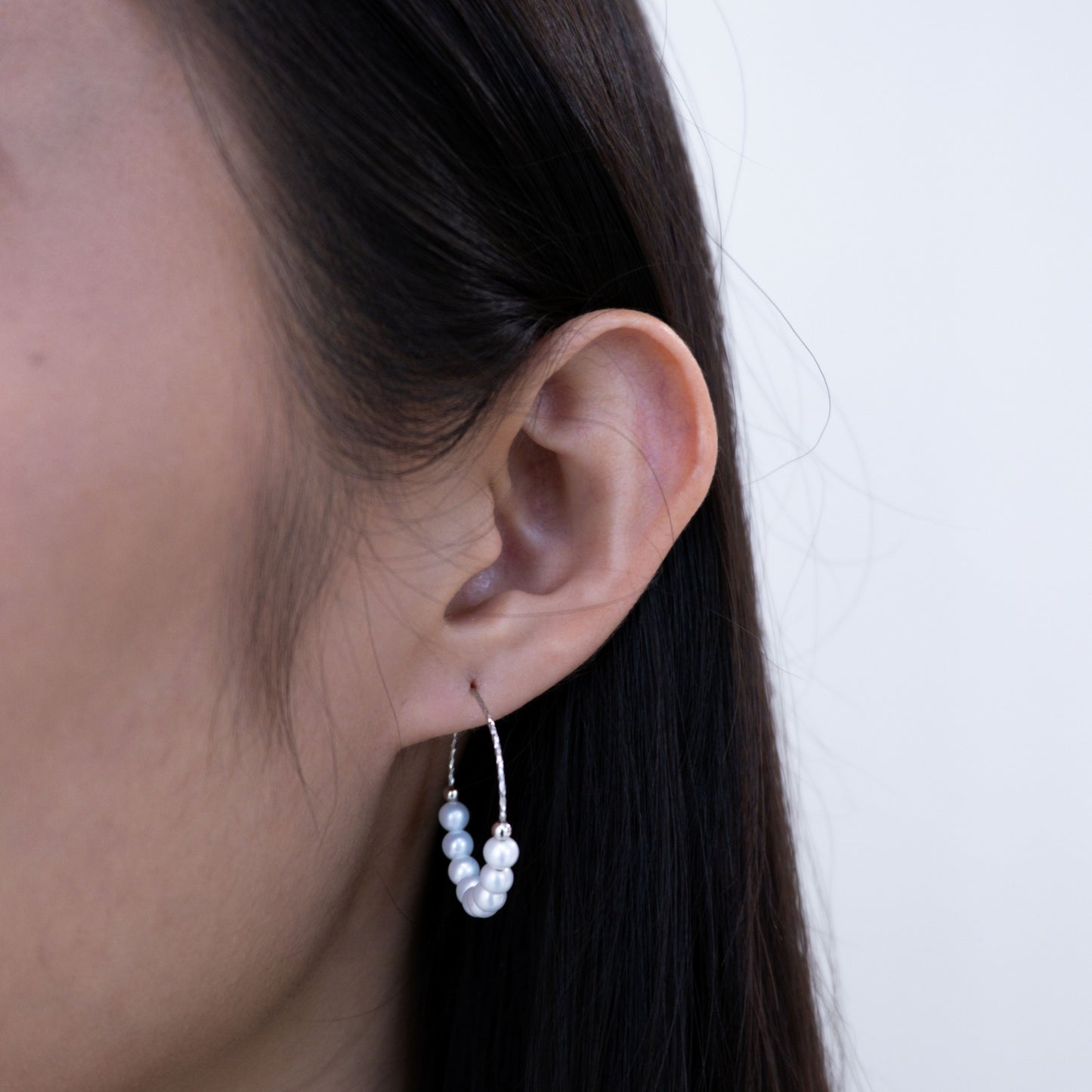 "Hula Hula" Premium Freshwater Pearl 4mm-4.5mm Earring