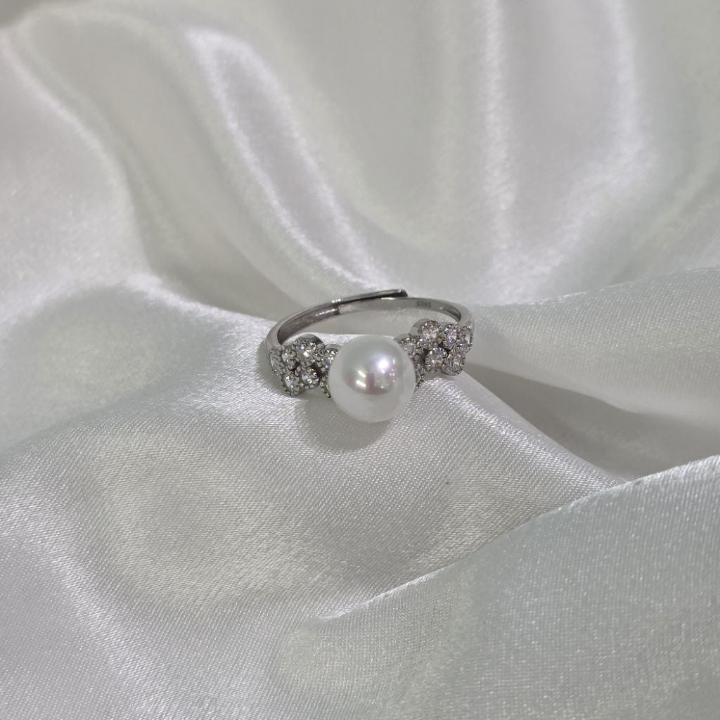 "Vineyard" 8.5-9mm Premium Freshwater Pearl Rings