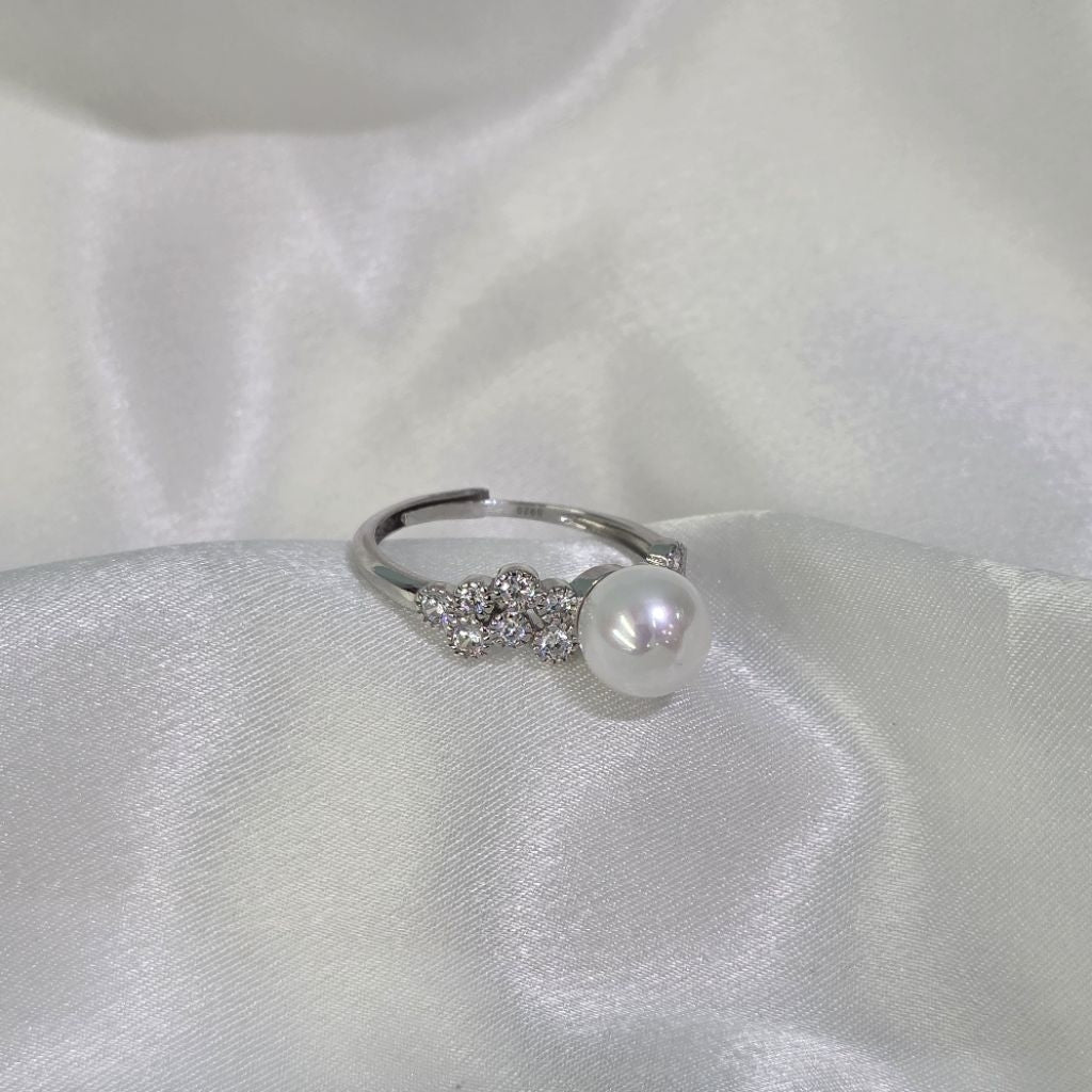 "Vineyard" 8.5-9mm Premium Freshwater Pearl Rings