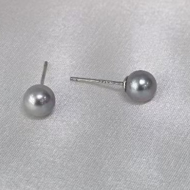 "Belong" Premium Akoya Pearl Earring 4.5mm - 5mm