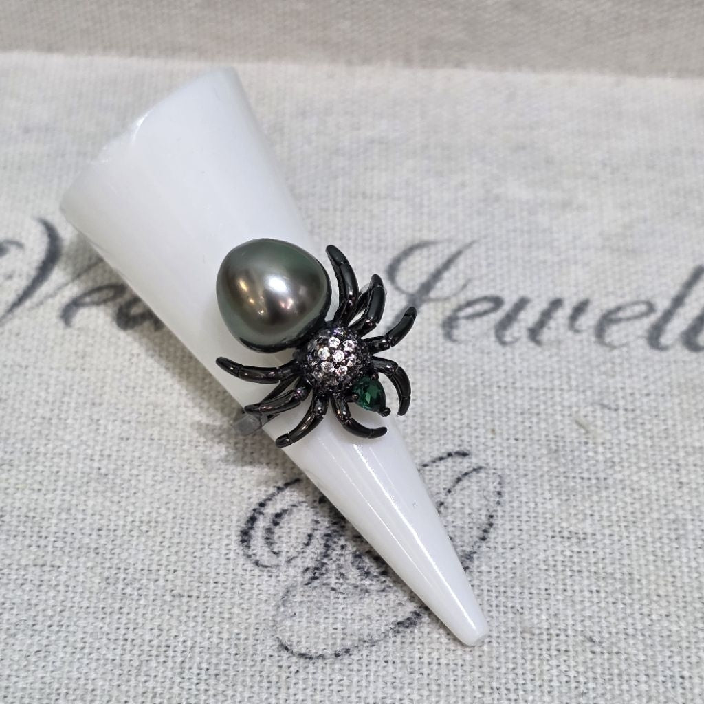 Tarantula 10.5mm-11mm Green Tahitian Sea Pearl Ring